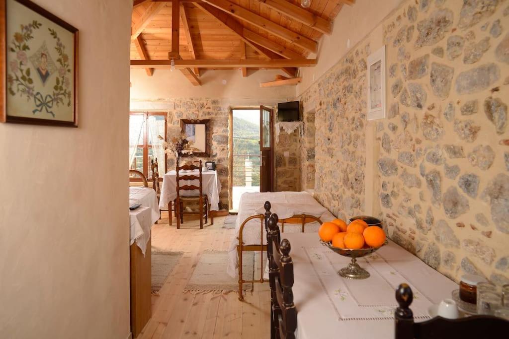 Orovas A Small Paradise In Mani With Local Hospitality מראה חיצוני תמונה