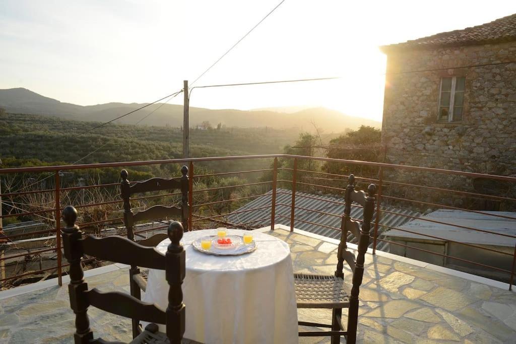 Orovas A Small Paradise In Mani With Local Hospitality מראה חיצוני תמונה